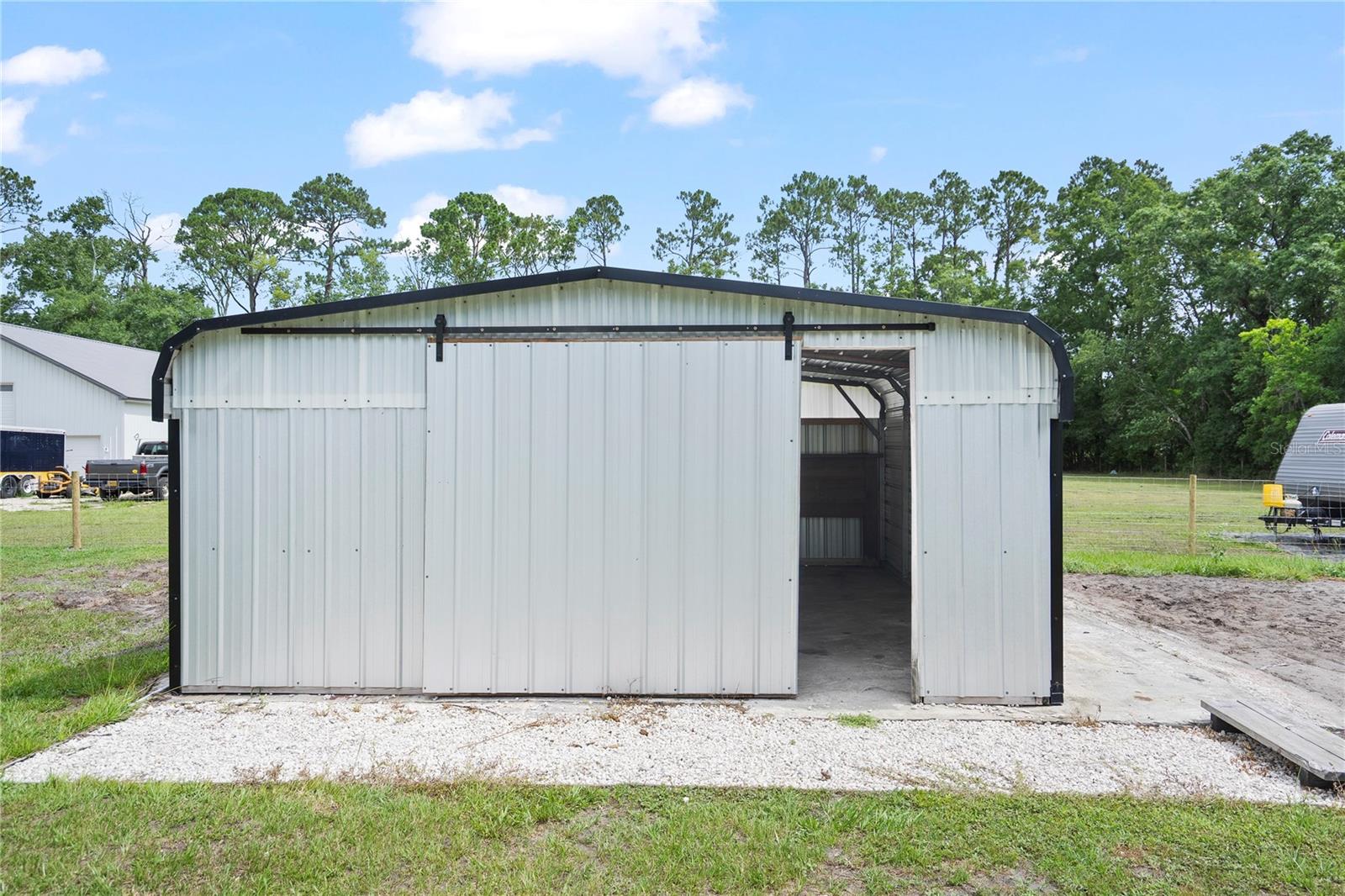 Single Family Residence in JACKSONVILLE FL 635 HARRISON STREET 23.jpg