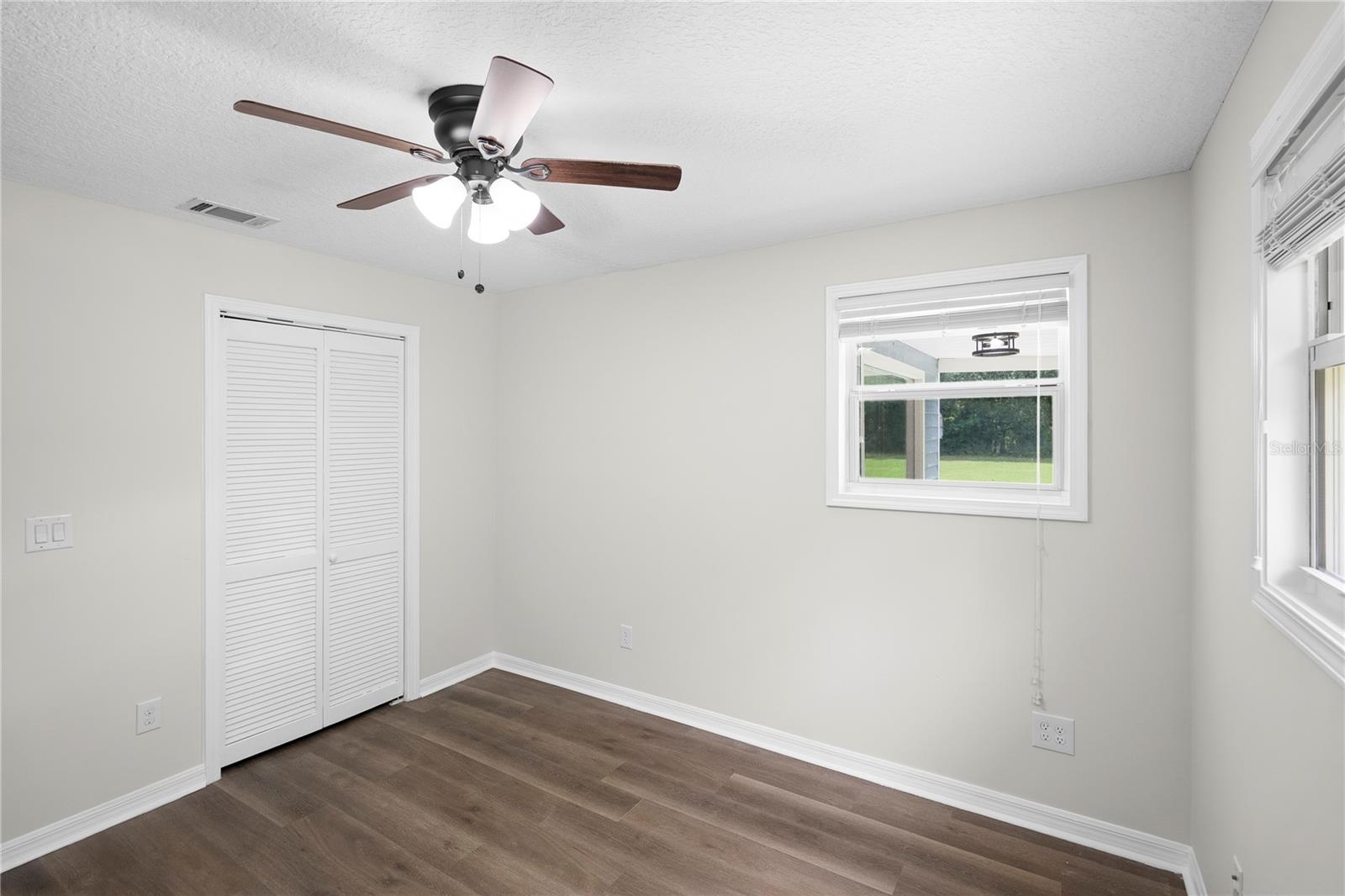 Single Family Residence in JACKSONVILLE FL 635 HARRISON STREET 19.jpg