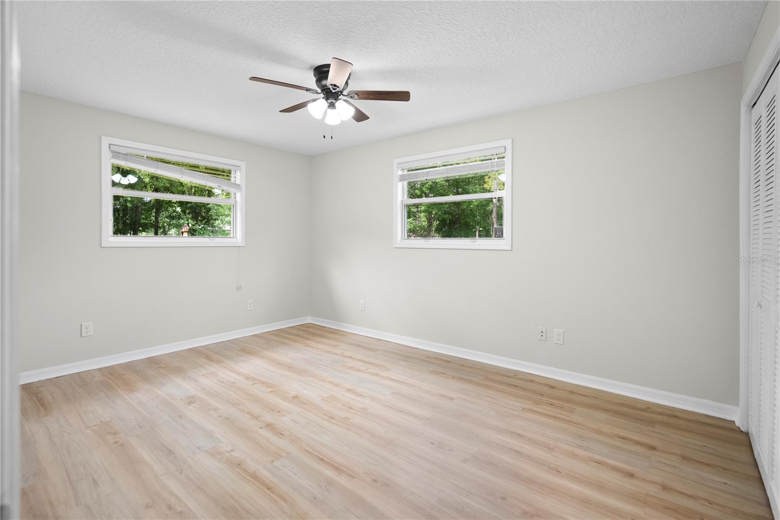 Single Family Residence in JACKSONVILLE FL 635 HARRISON STREET 18.jpg