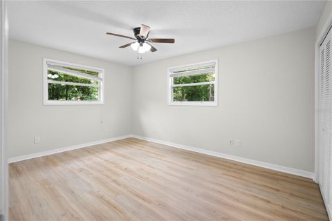 Single Family Residence in JACKSONVILLE FL 635 HARRISON STREET 18.jpg