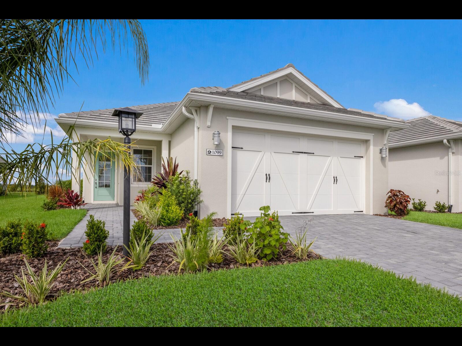 1099 Waterline Ct, Sarasota, FL 34240