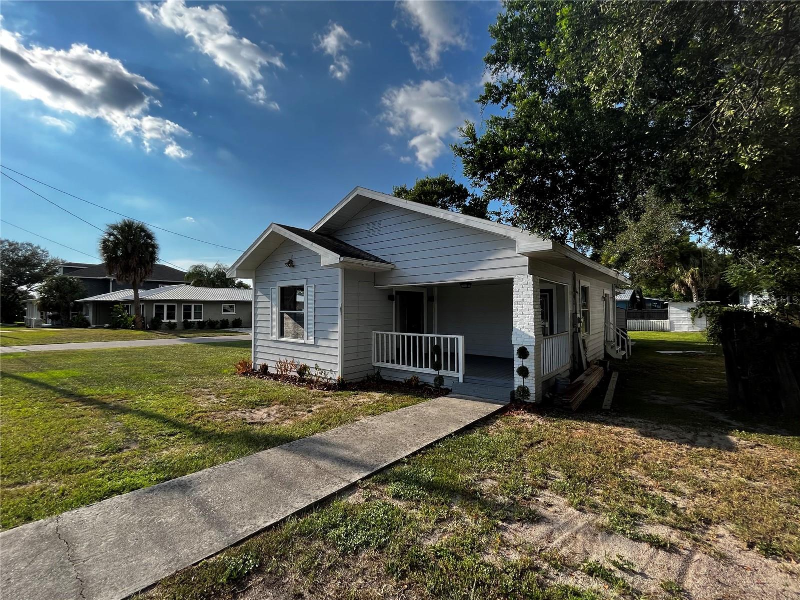 402 Emma St, Tampa, FL 33603