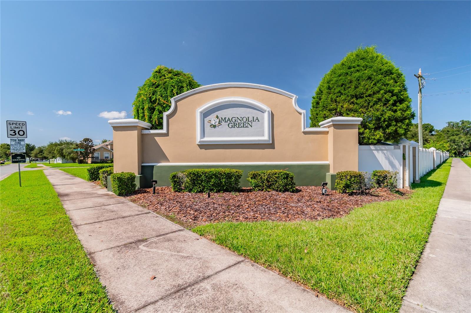 3416 San Moise Pl, Plant City, FL 33567 photo