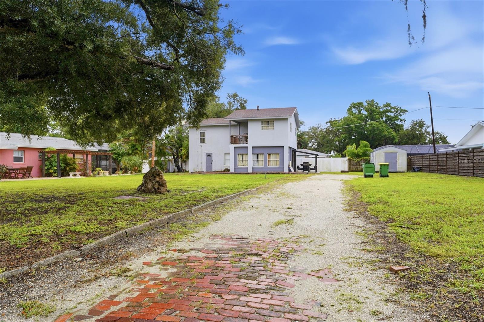 3052 Alta Vista St, Sarasota, FL 34237 photo