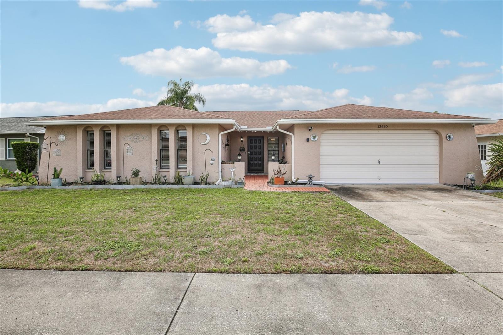 12630 Cedar Ridge Dr, Hudson, FL 34669