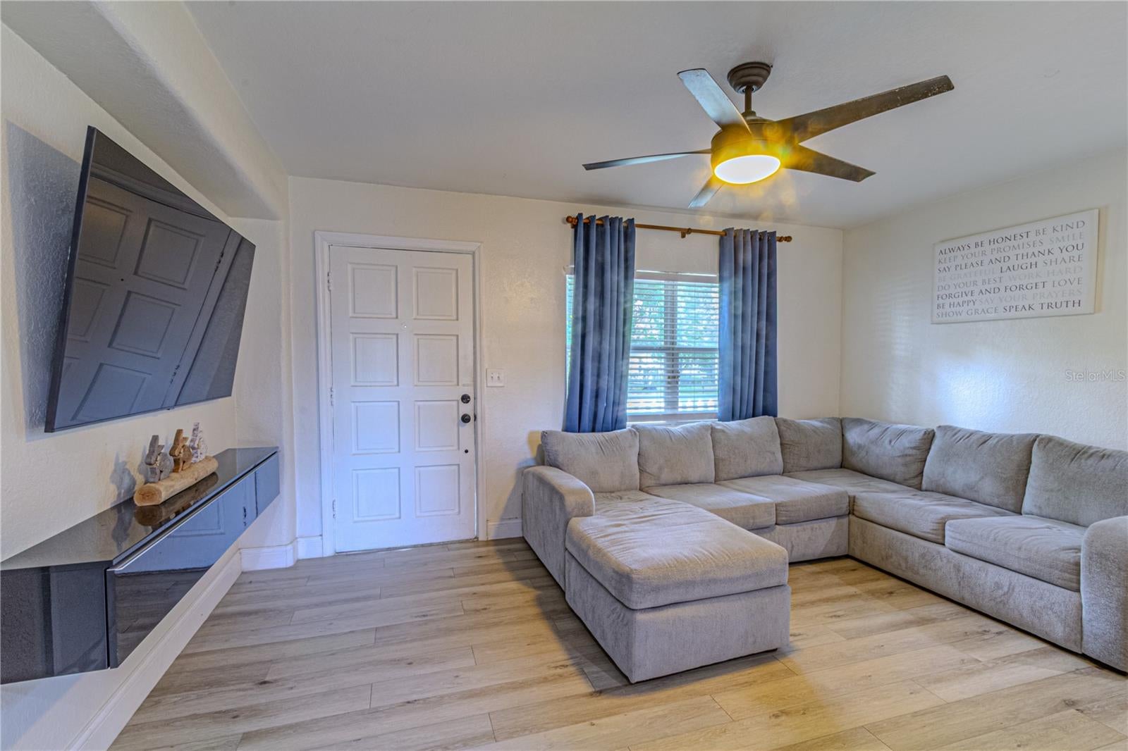 1026 Sarita St, Sanford, FL 32773 photo