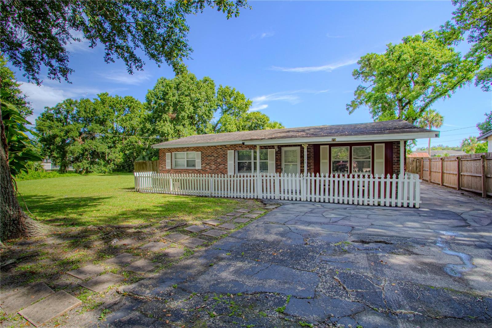 1026 Sarita St, Sanford, FL 32773 photo