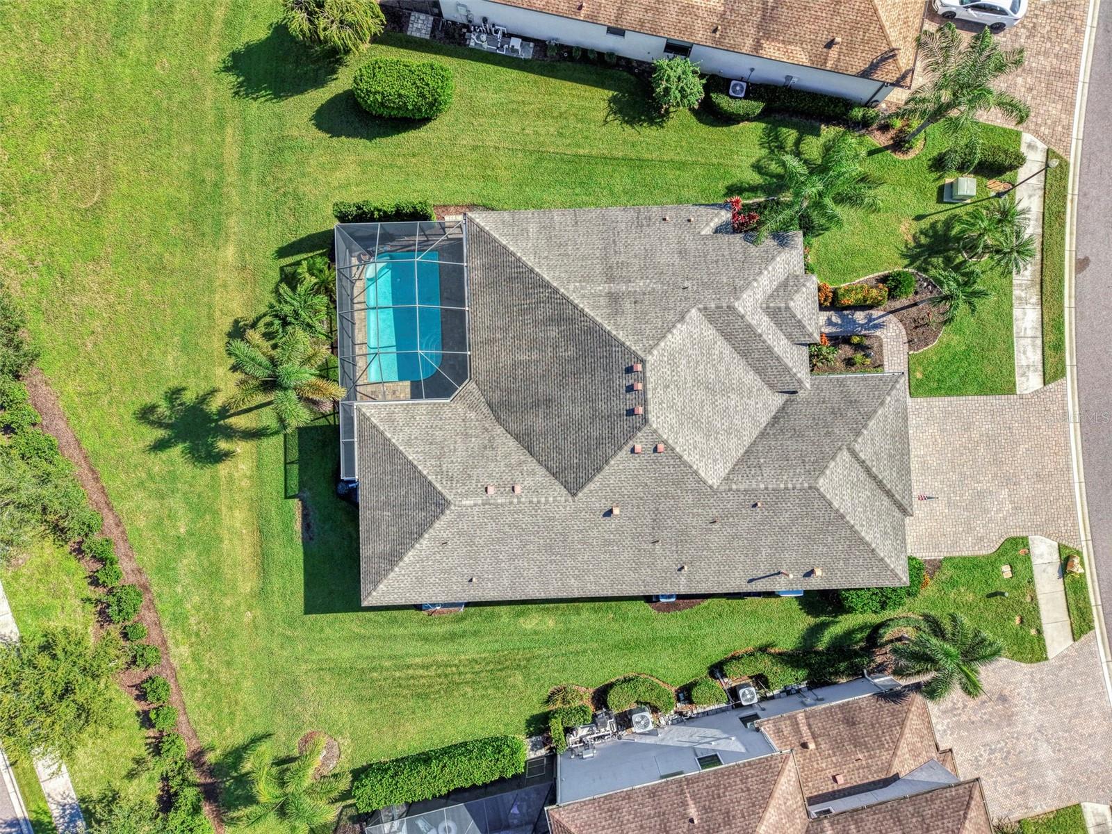 708 Rosemary Cir, Bradenton, FL 34212 photo