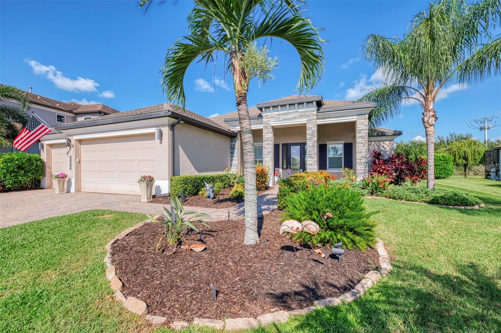 708 Rosemary Cir, Bradenton, FL 34212 photo