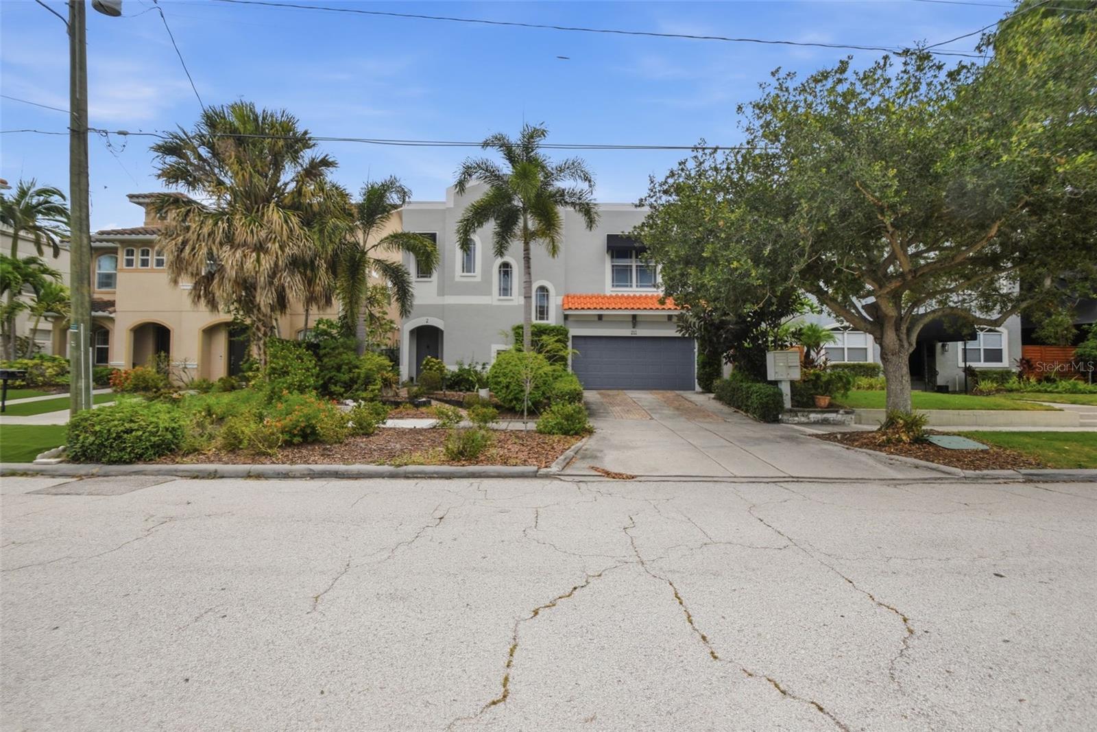 211 Westland Ave, Tampa, FL 33606