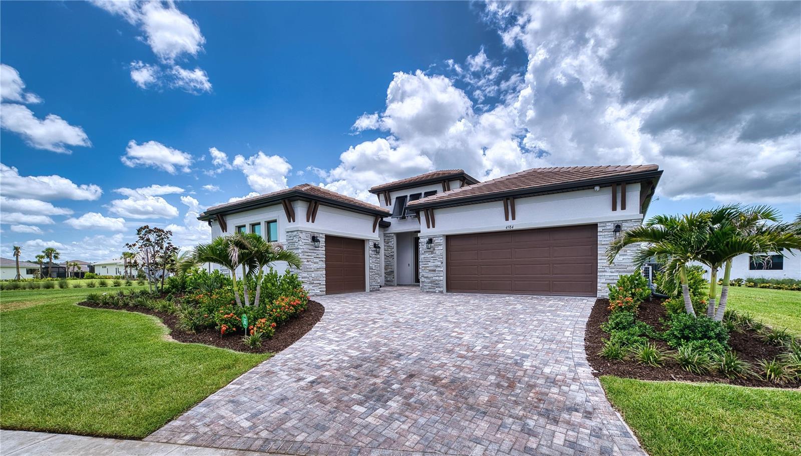 4584 Cedron Ct, Sarasota, FL 34240 photo