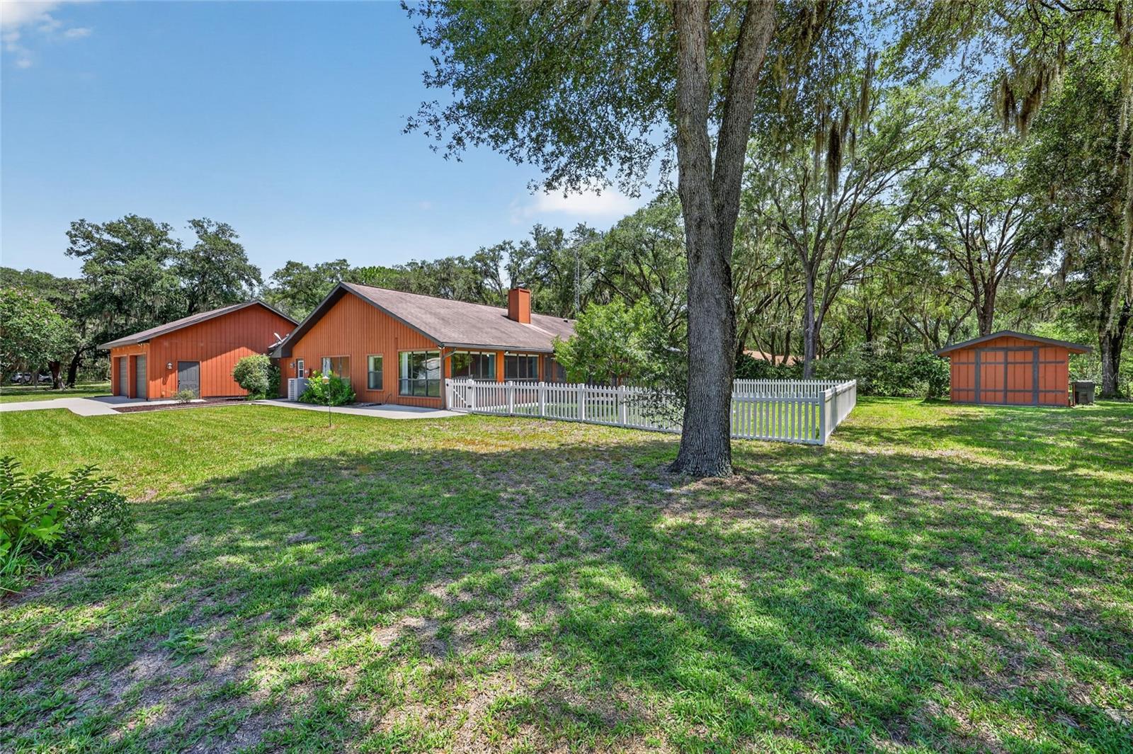 10980 SW 128 Ave, Dunnellon, FL 34432 photo