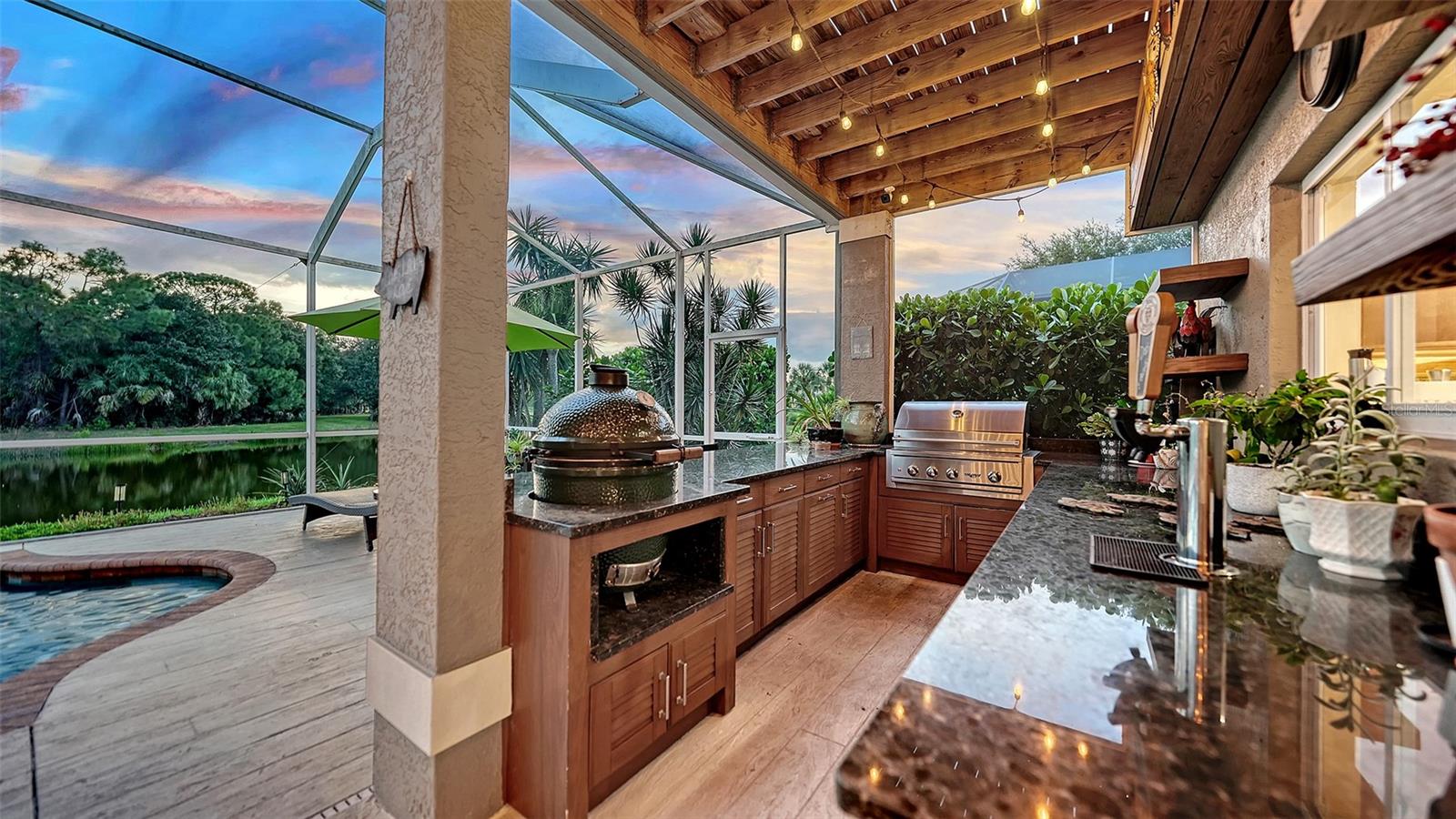 907 Eagle Isle Ct, Osprey, FL 34229 photo