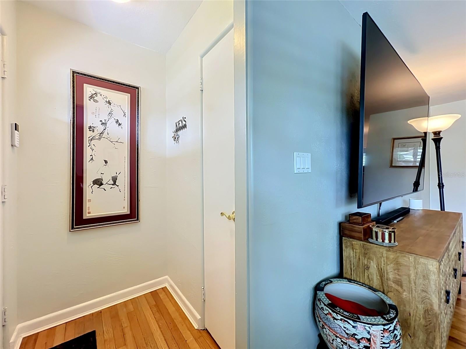 2806 Vine St, Orlando, FL 32806 photo