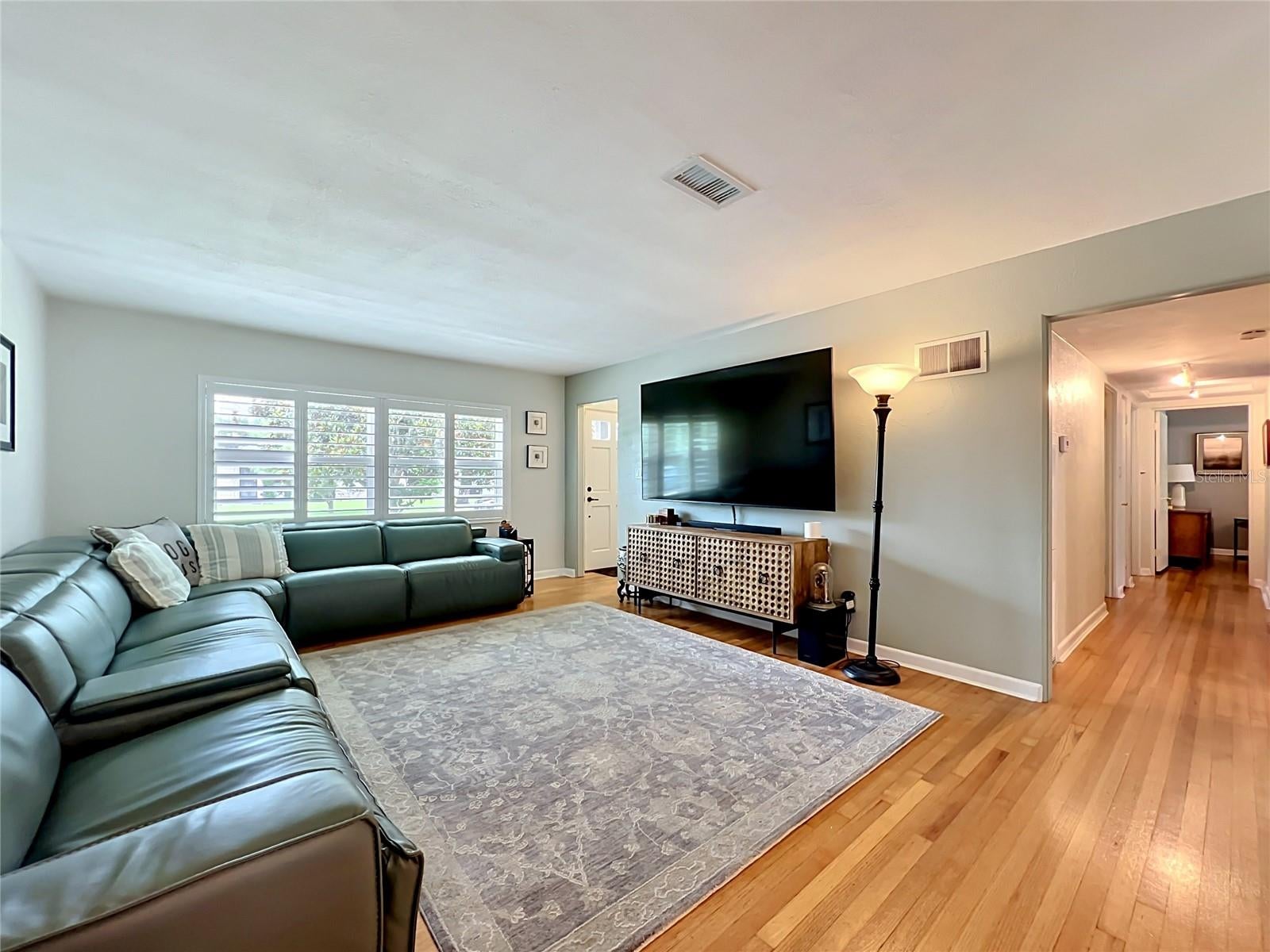 2806 Vine St, Orlando, FL 32806 photo