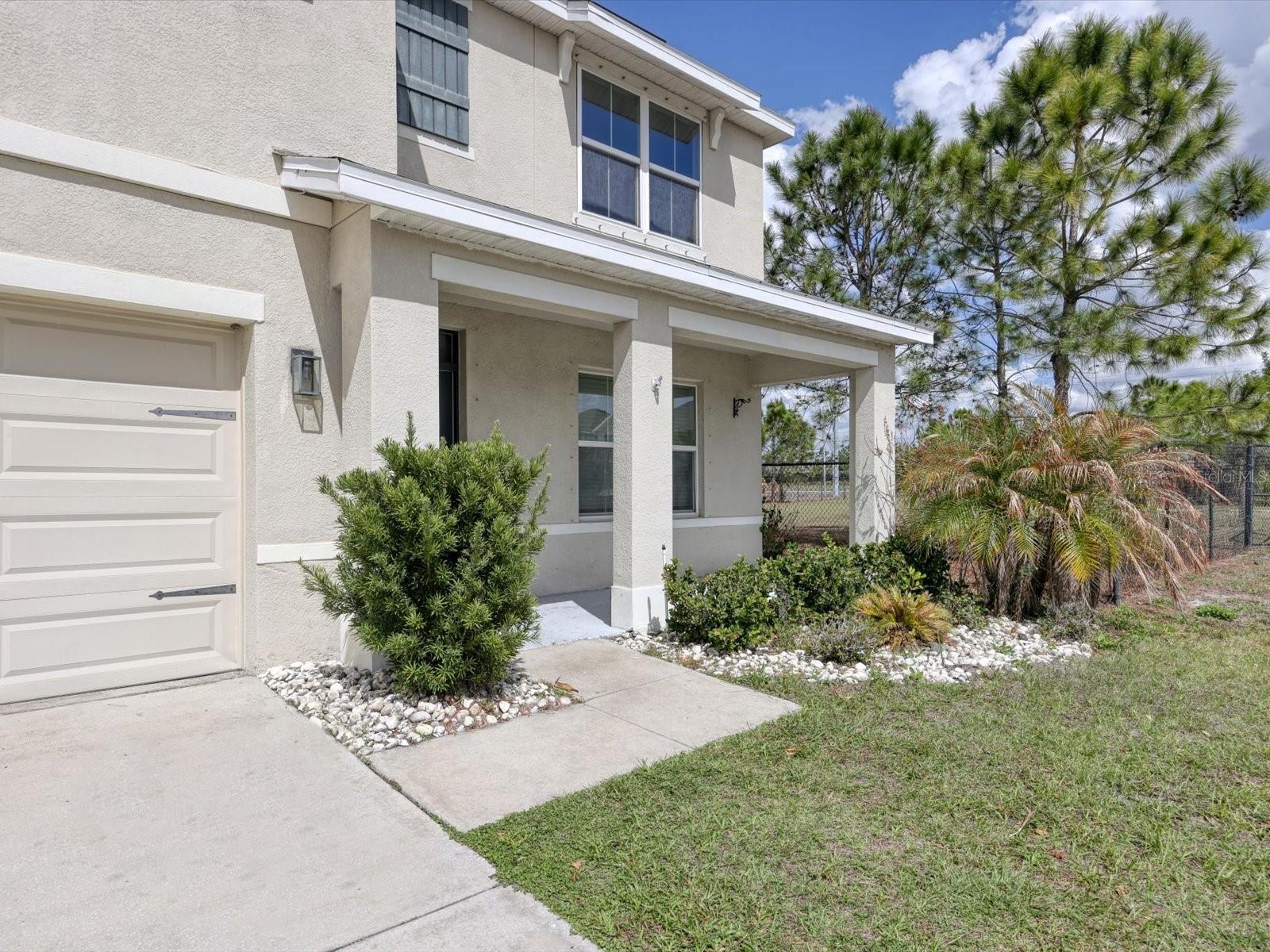 10003 Geese Trail Cir, Sun City Center, FL 33573 photo