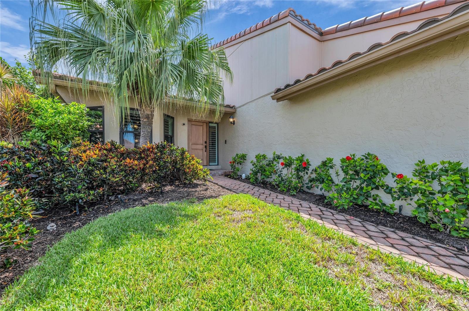 2350 Harbor Oaks Dr, Longboat Key, FL 34228 photo