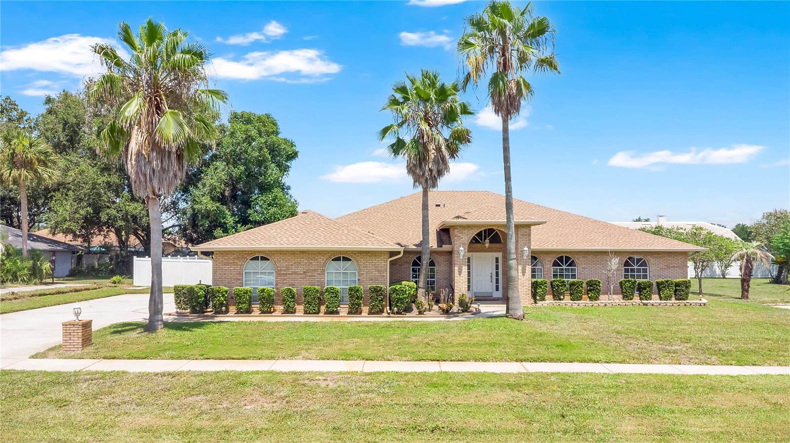 530 Whitecap Cove Ct, Debary, FL 32713 photo