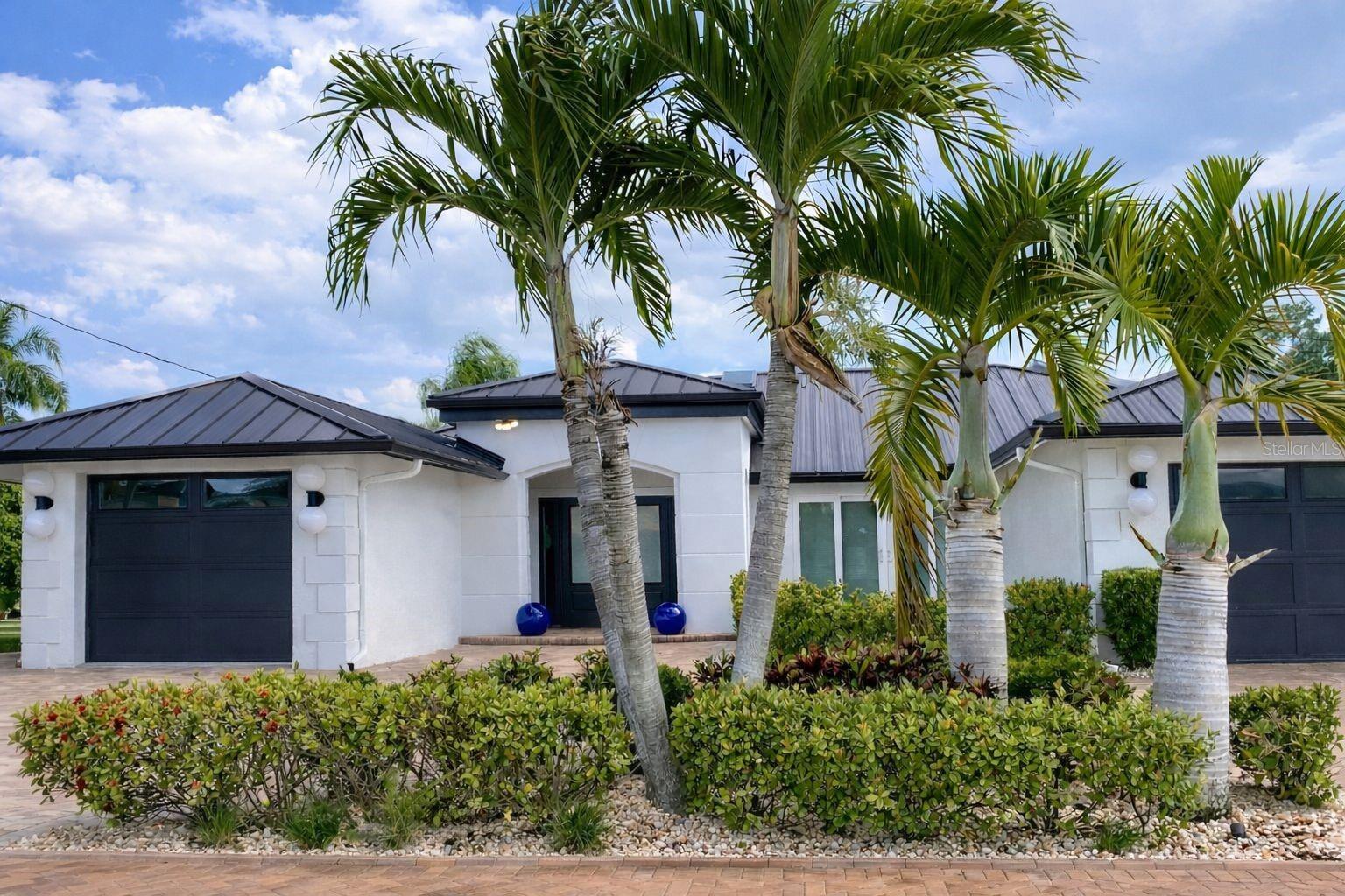 808 52 St, Cape Coral, FL 33914