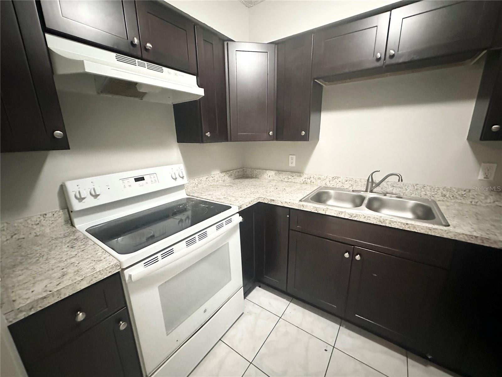 2121 S San Gully Rd #14 15, Lakeland, FL 33803 photo