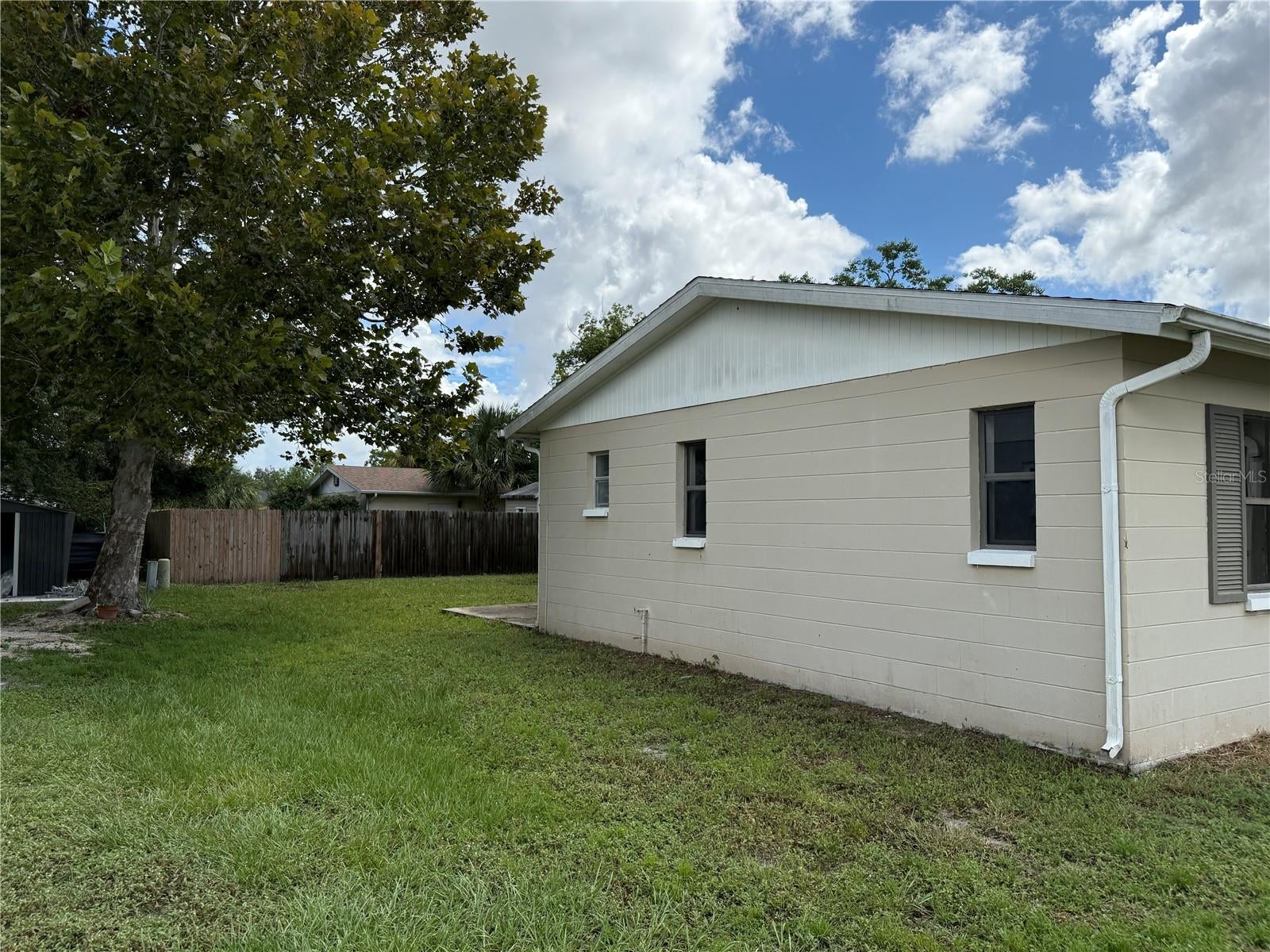 9309 Carthage Rd, Spring Hill, FL 34608 photo