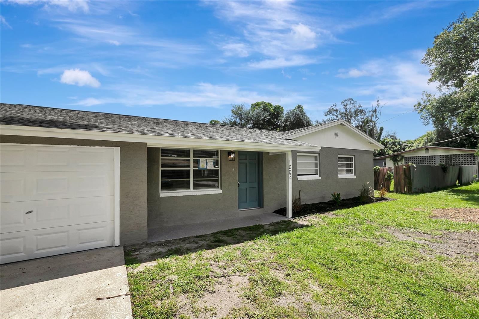 1002 N Bracewell Dr, Plant City, FL 33563 photo