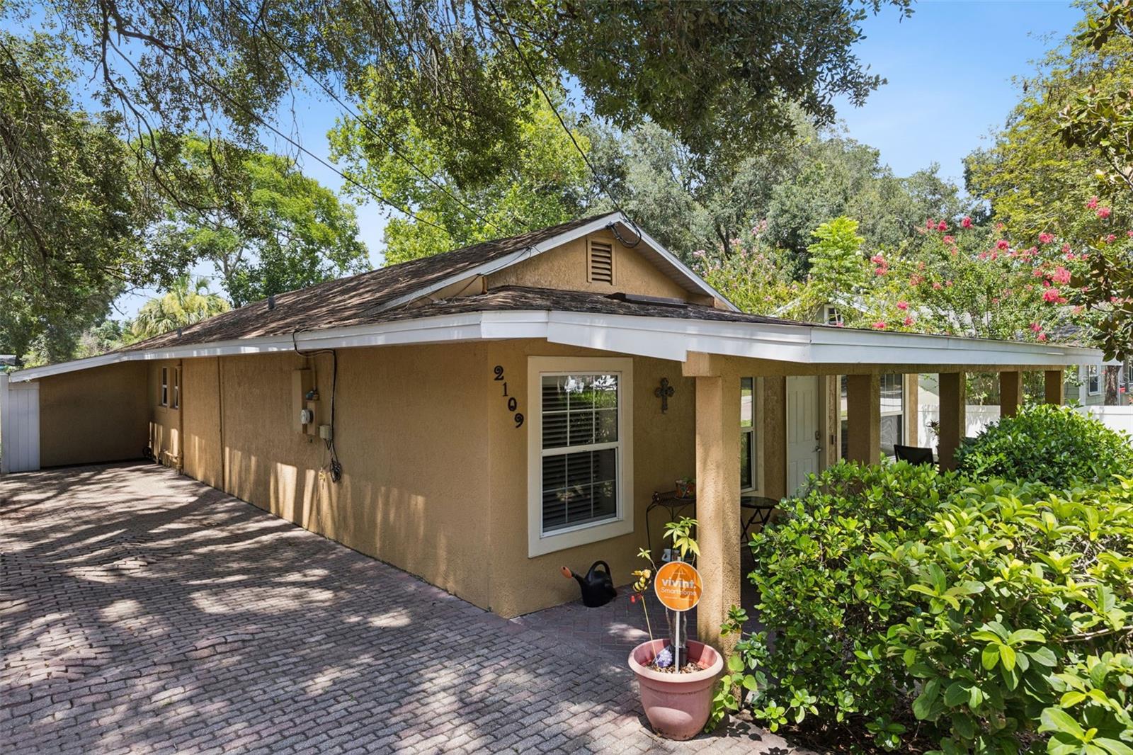2109 Grant Ave, Orlando, FL 32806