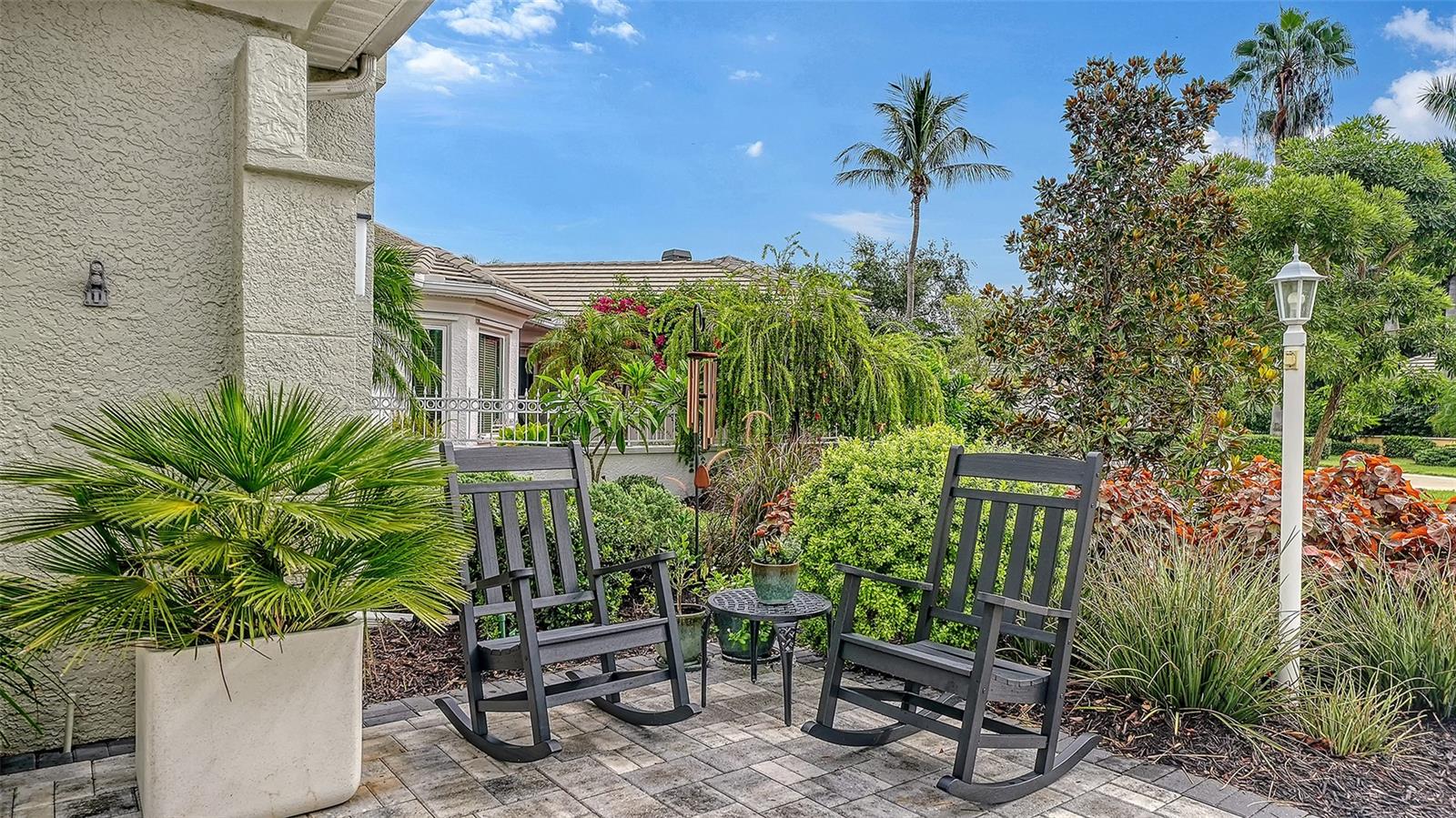 1359 Tearose Pl, Sarasota, FL 34239 photo