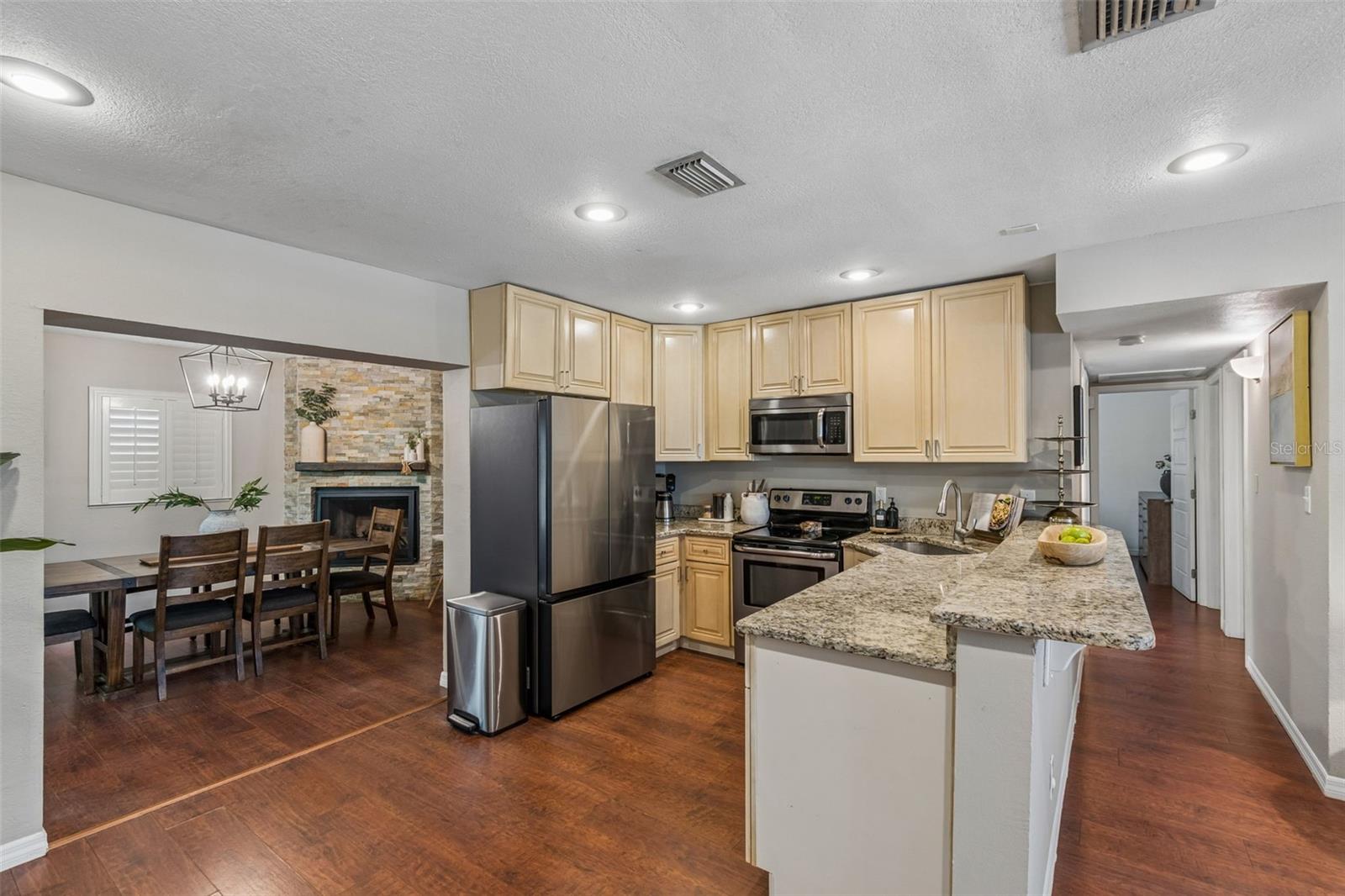 11307 North Blvd, Tampa, FL 33612 photo
