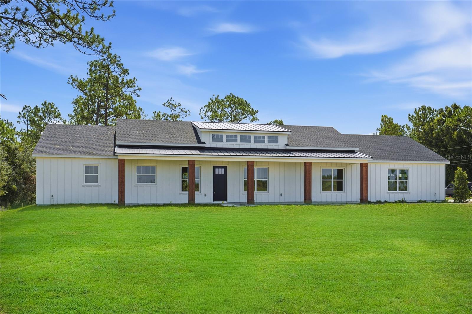 13989 SW 89 St, Dunnellon, FL 34432 photo