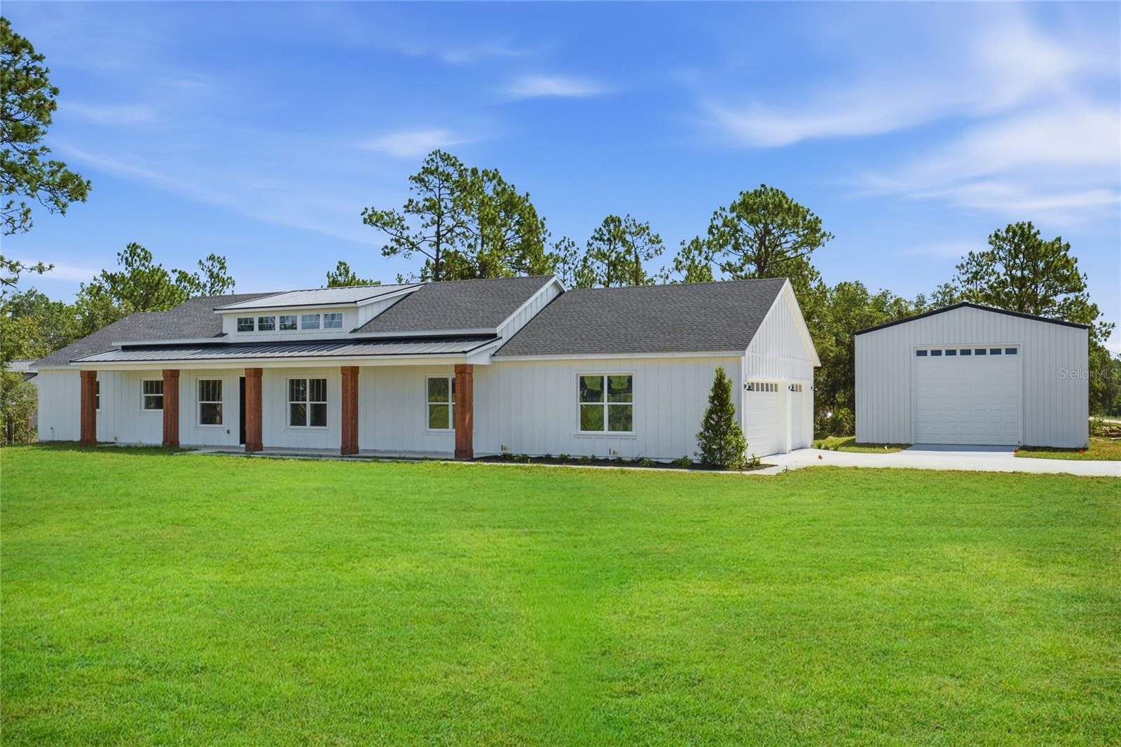 13989 SW 89 St, Dunnellon, FL 34432 photo