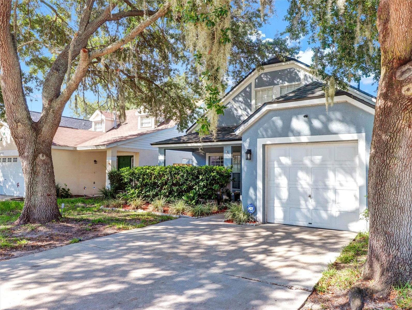 22817 Saint Thomas Cir, Lutz, FL 33549 photo