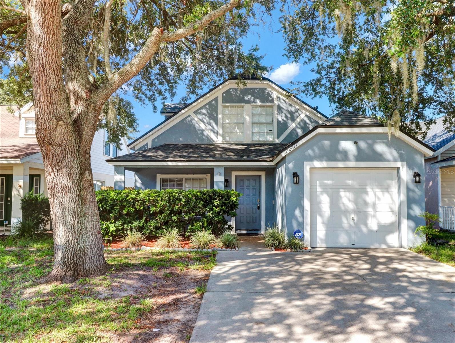 22817 Saint Thomas Cir, Lutz, FL 33549 photo