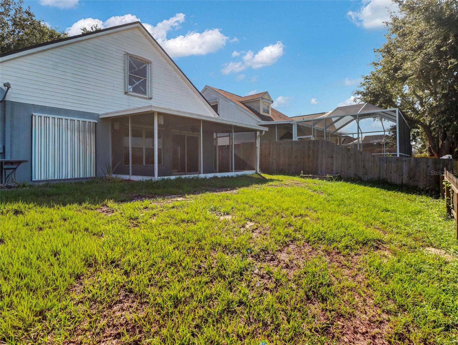 22817 Saint Thomas Cir, Lutz, FL 33549 photo