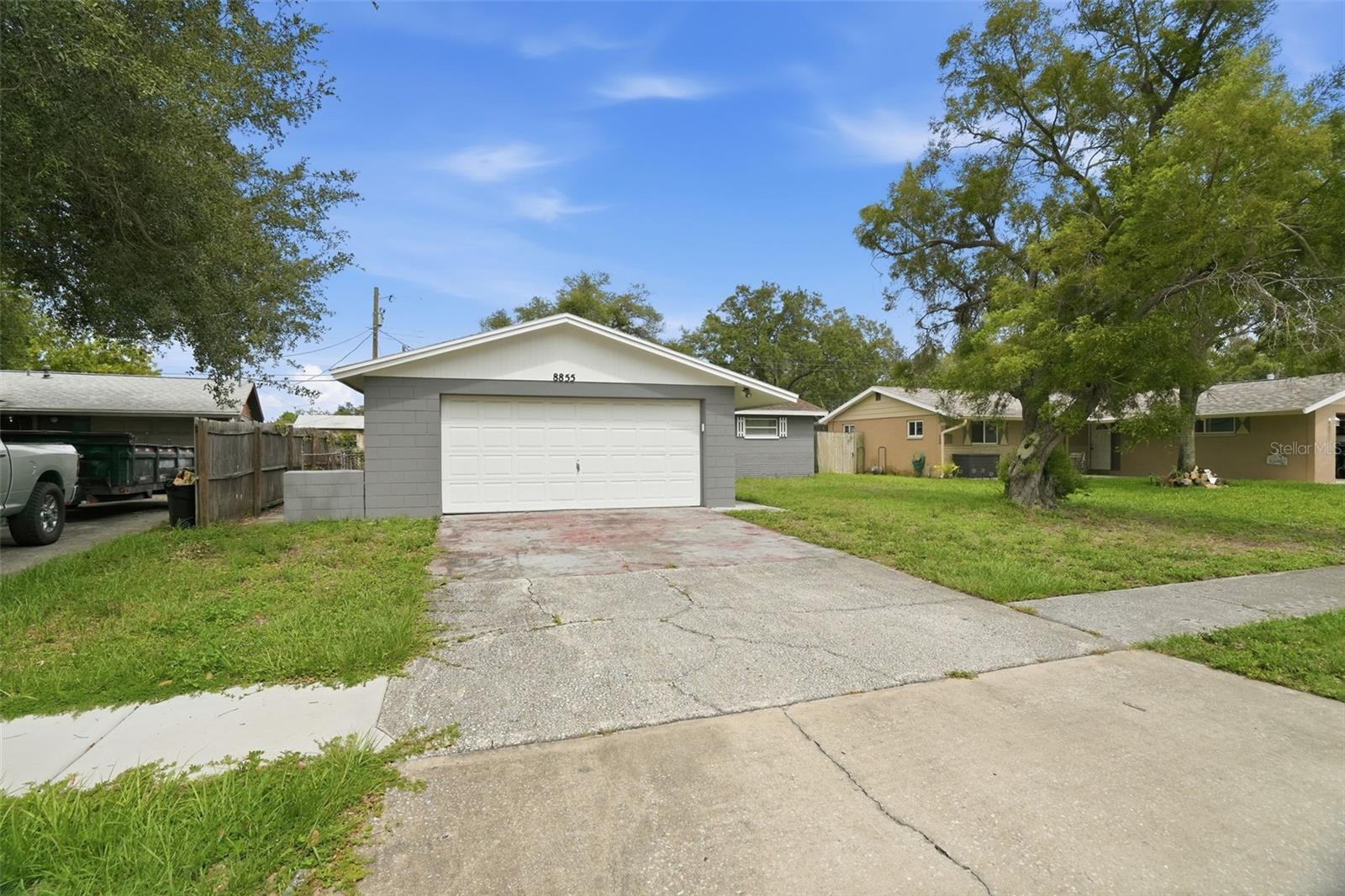 8855 53 Way, Pinellas Park, FL 33782 photo