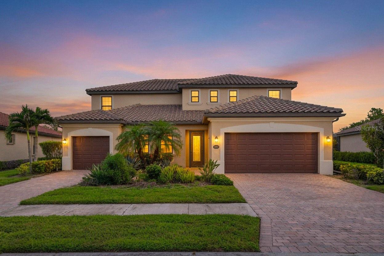 20630 Granlago Dr, Venice, FL 34293