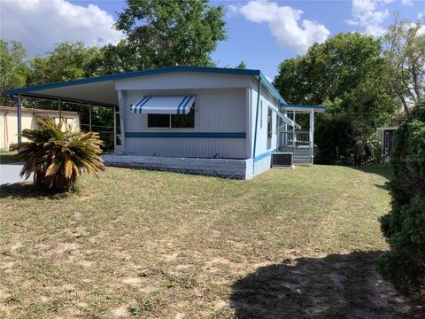 Manufactured Home in DADE CITY FL 34928 HAWKIOWA ROAD 12.jpg