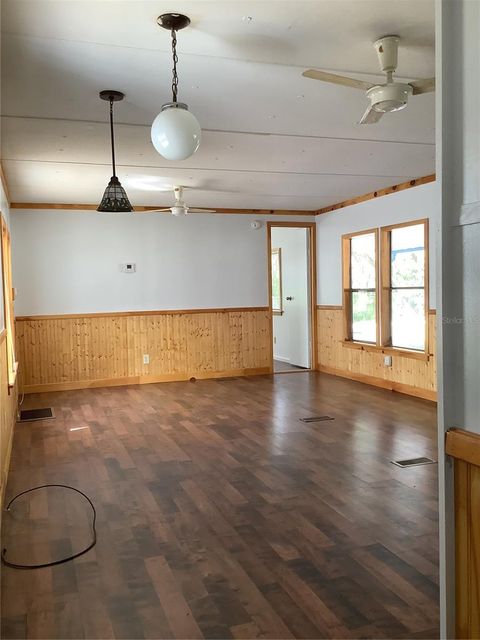 Manufactured Home in DADE CITY FL 34928 HAWKIOWA ROAD 20.jpg