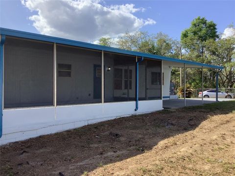 Manufactured Home in DADE CITY FL 34928 HAWKIOWA ROAD 6.jpg