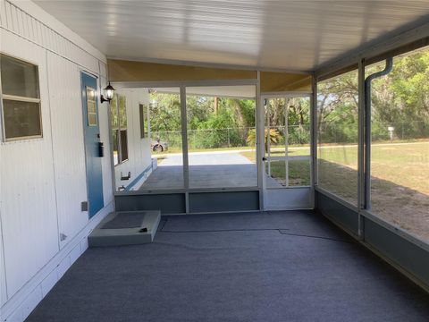 Manufactured Home in DADE CITY FL 34928 HAWKIOWA ROAD 14.jpg