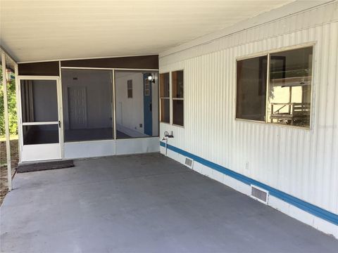 Manufactured Home in DADE CITY FL 34928 HAWKIOWA ROAD 3.jpg