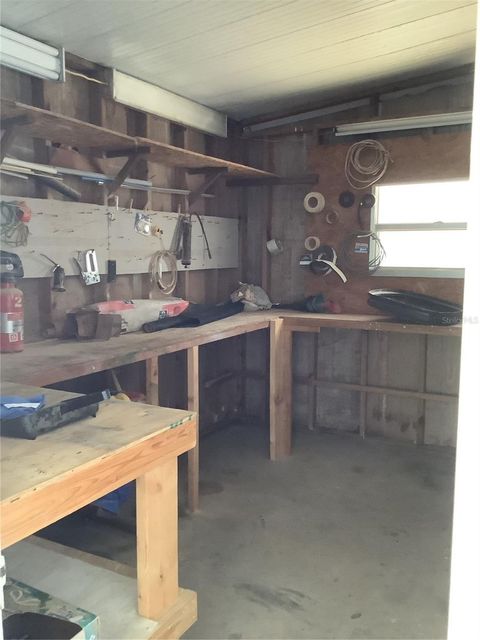 Manufactured Home in DADE CITY FL 34928 HAWKIOWA ROAD 49.jpg