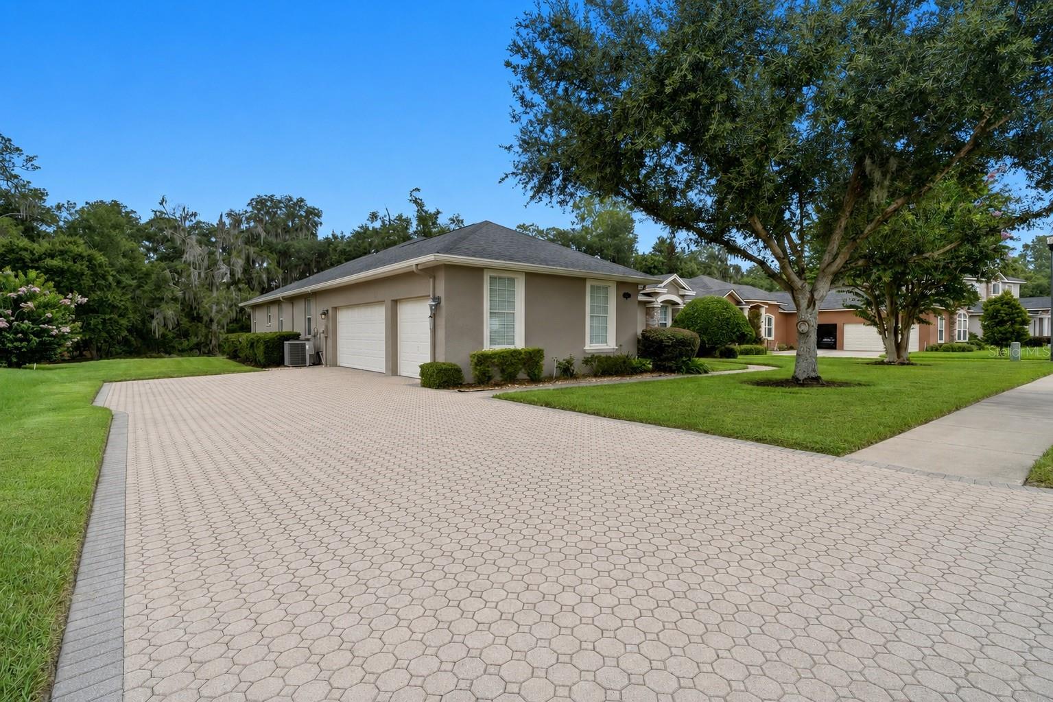 3196 Hawks Ridge Dr, Lakeland, FL 33810 photo