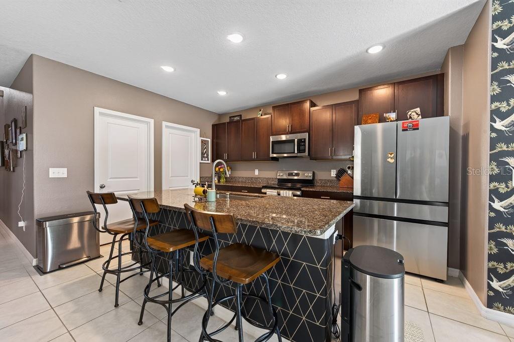 2148 Shining Azul Way, Lutz, FL 33558 photo