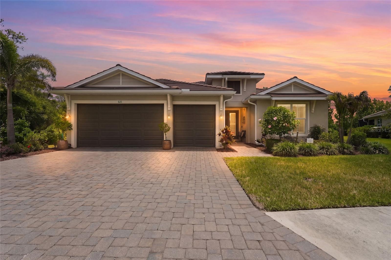 617 Mistiflower Cir, Nokomis, FL 34275