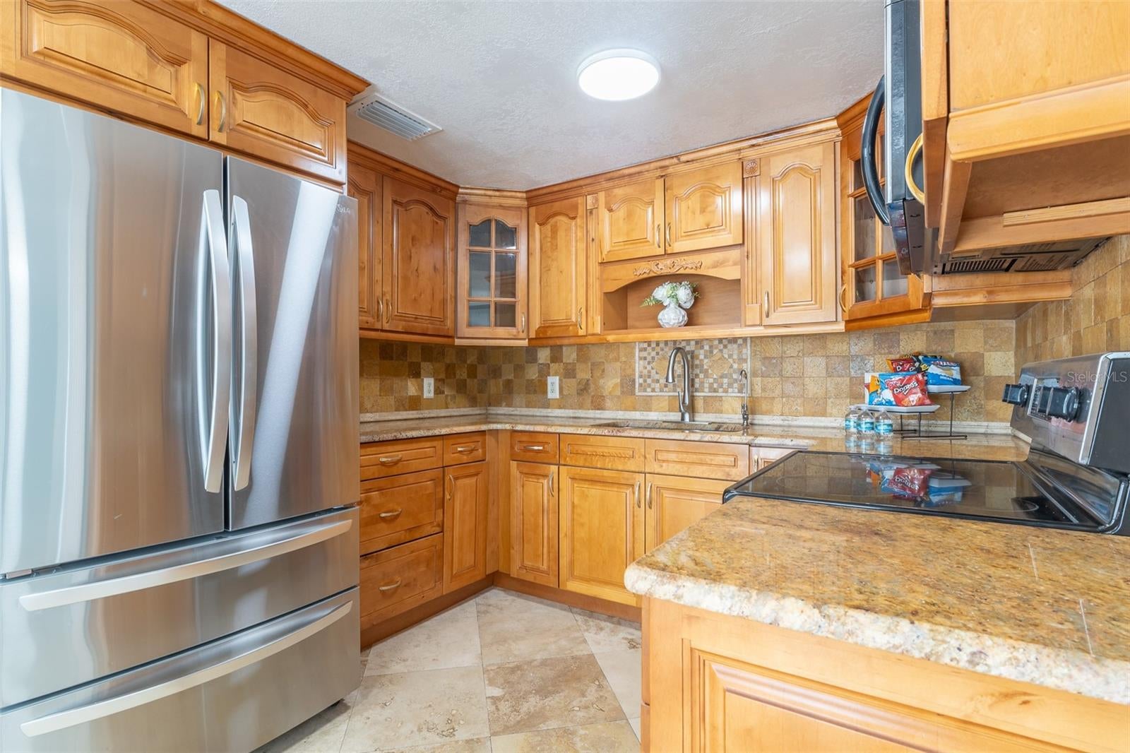 4540 W Jean St, Tampa, FL 33614 photo