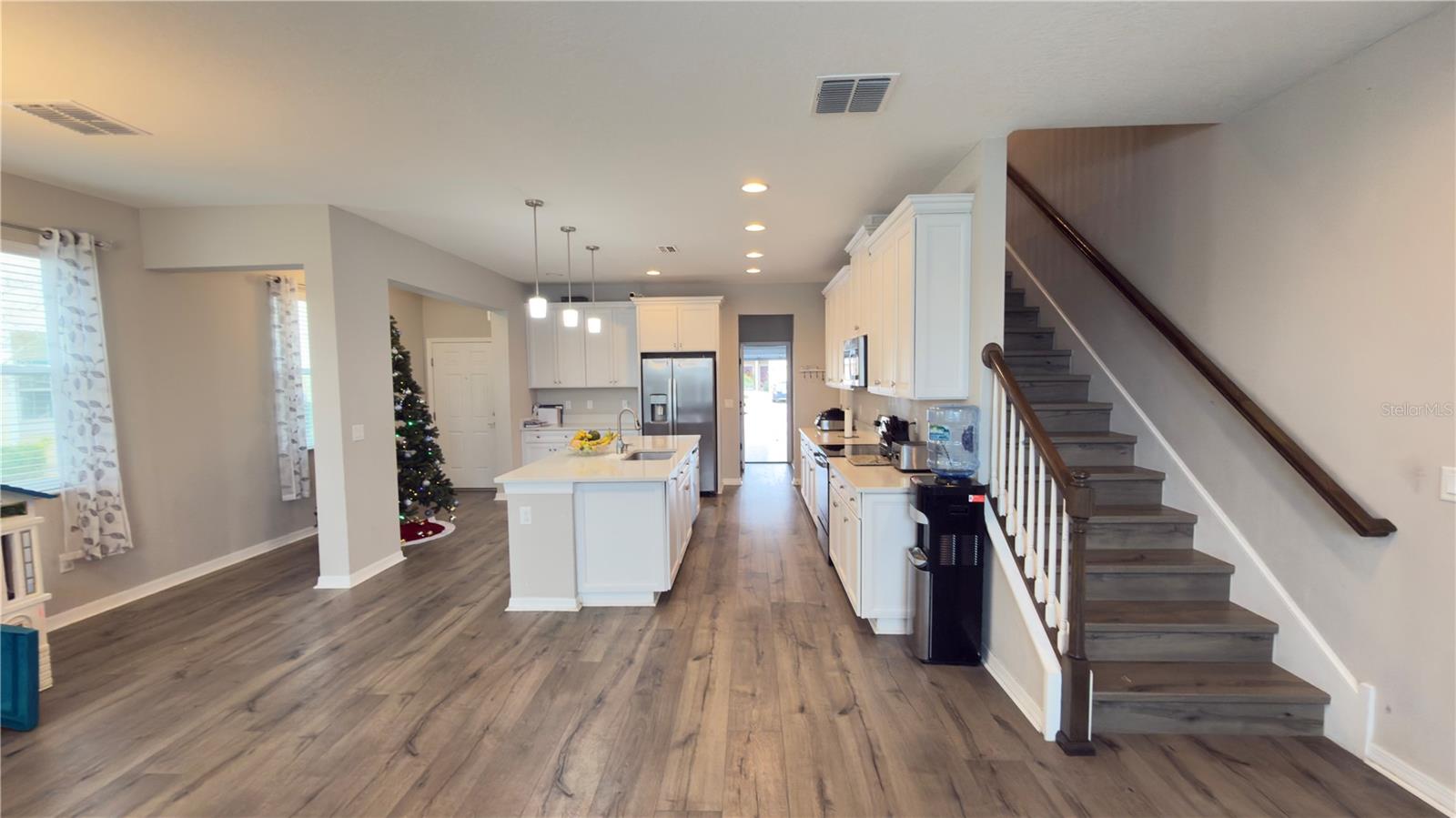 2501 Stapleford Pl, Wesley Chapel, FL 33543 photo