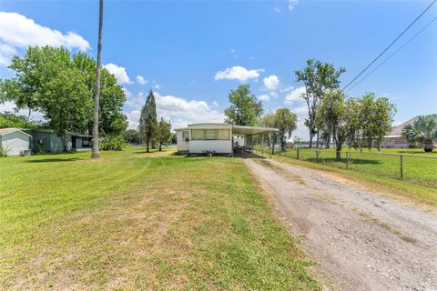Mobile Home in POLK CITY FL 7558 BERKLEY ROAD.jpg