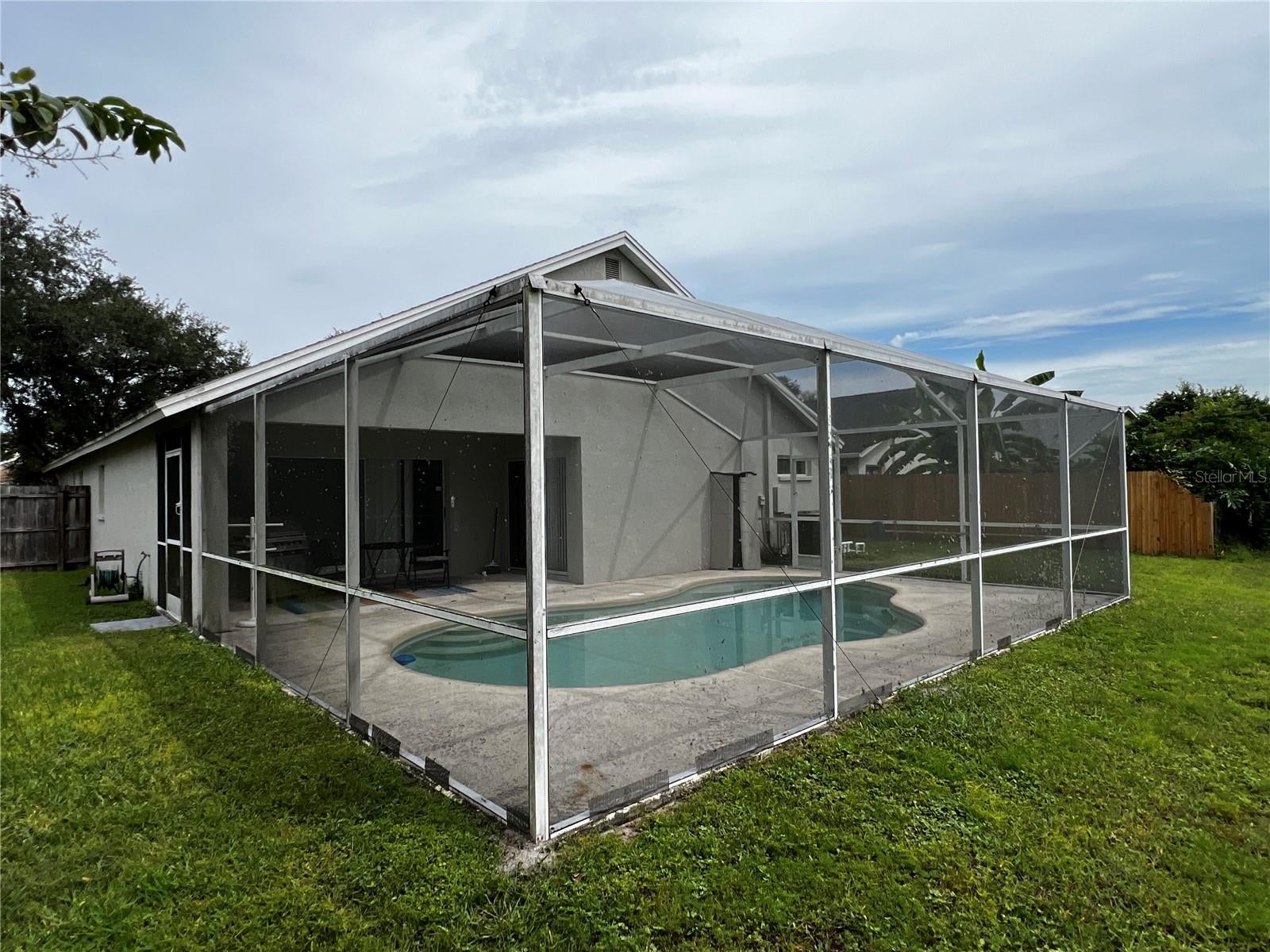 27606 Sky Lake Cir, Wesley Chapel, FL 33544 photo