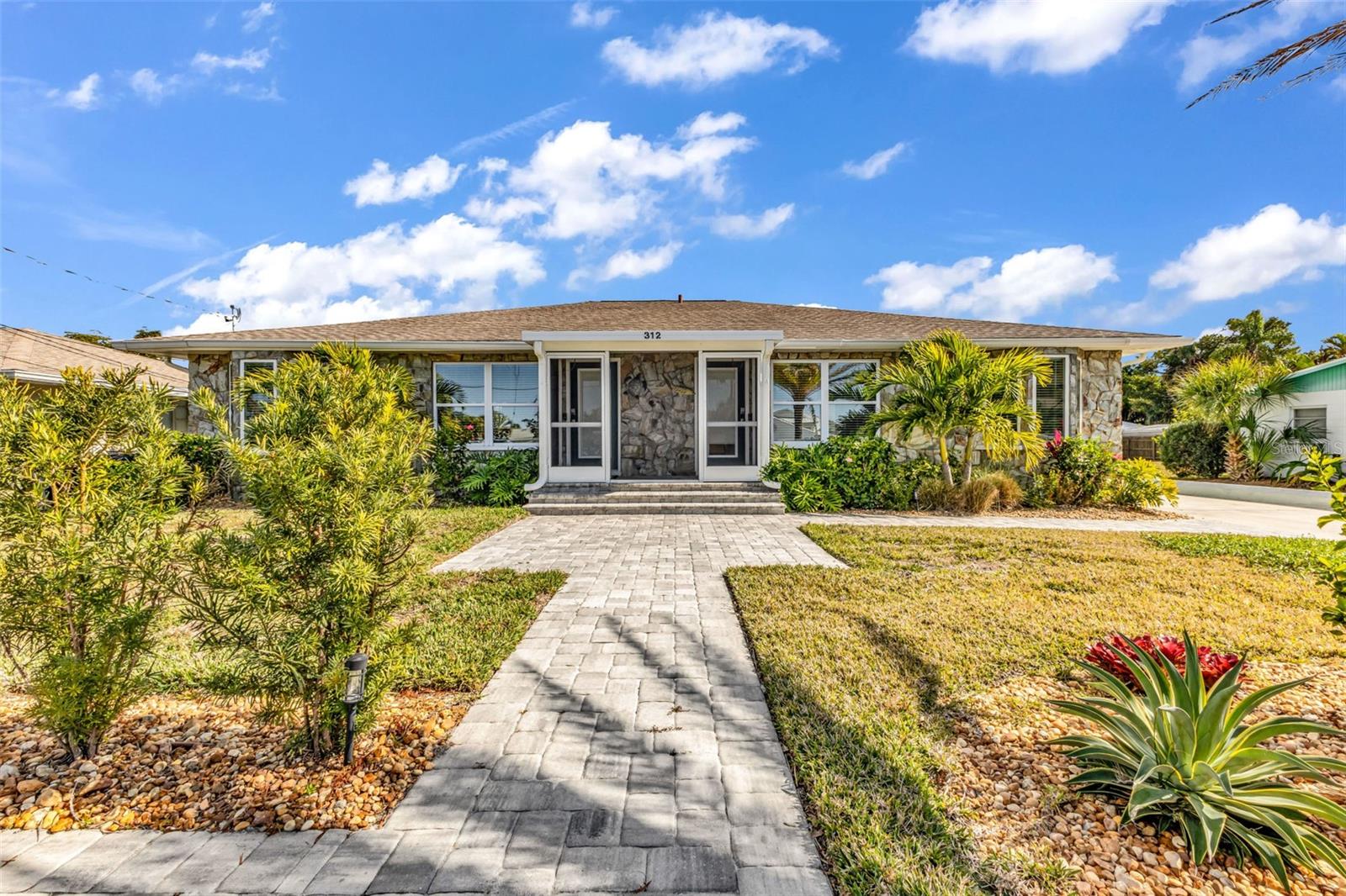 312 Bayshore Rd, Nokomis, FL 34275 photo